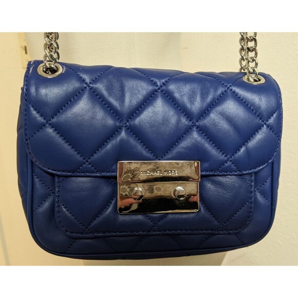 Michael Kors Blue Quilted Shoulder Bag - Picture 5 of 16